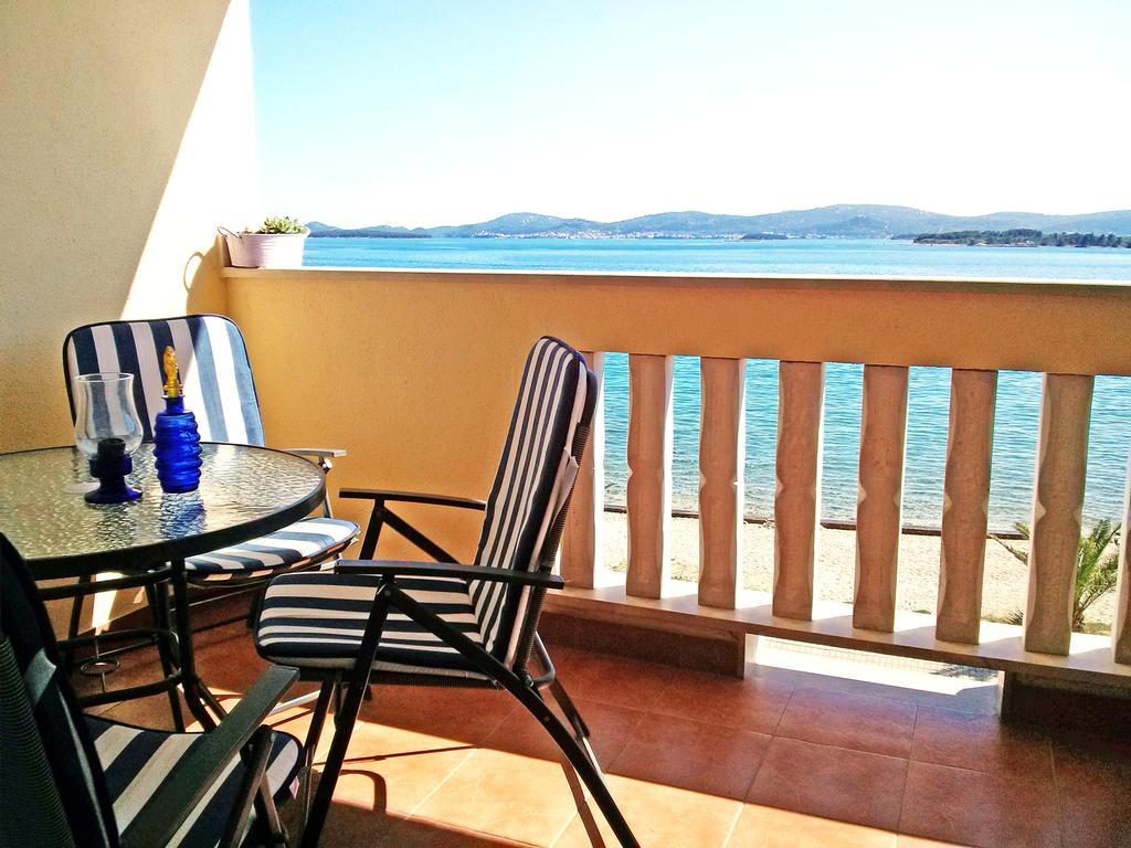 Beach Apartment Sveti Filip I Jakov - Turanj Екстер'єр фото